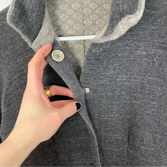 Transit Par Such Reversible Sweater Jacket Cardigan Womens Size Small Gray Beige - Picture 8 of 13